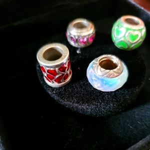 Set of 4 Brighton beads